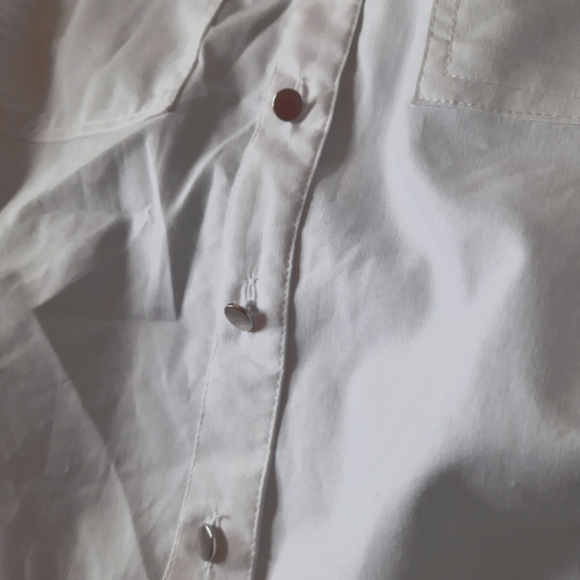 Reitmans White Dress Shirt (16) - Picture 4 of 4